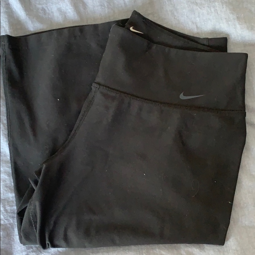 Nike Wide Leg Capri